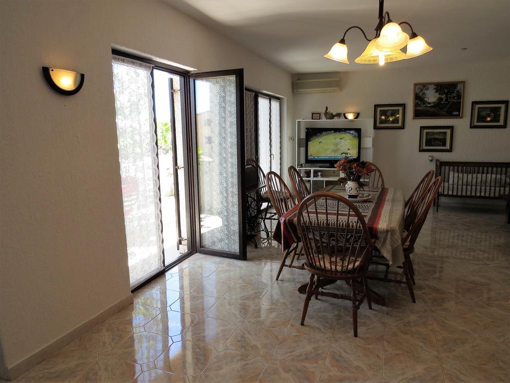 Apartments Mira Medulin Zewnętrze zdjęcie
