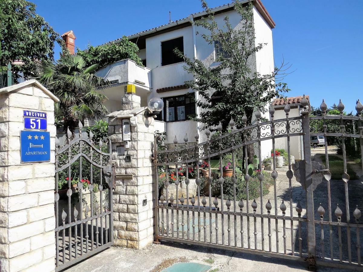 Apartments Mira Medulin Zewnętrze zdjęcie